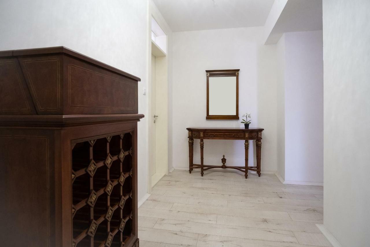 Apartmani Vila Kosa Trebinje Eksteriør billede